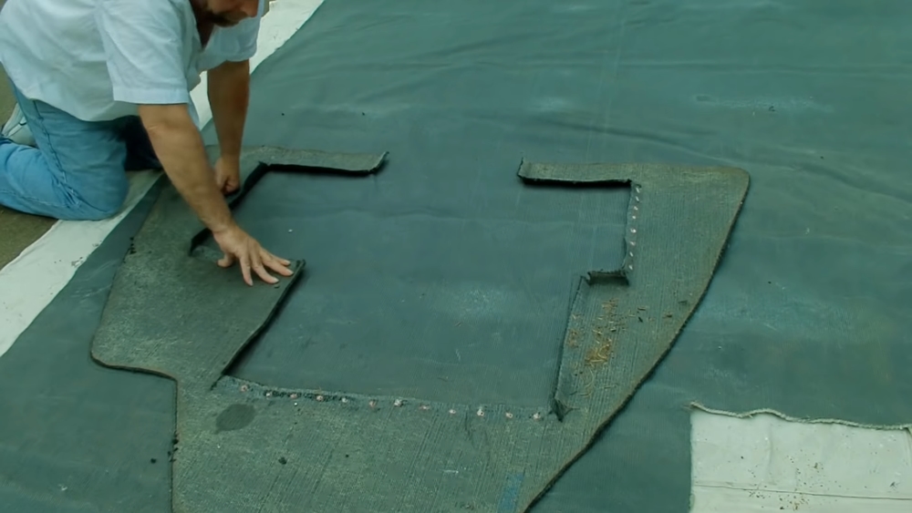 Cutting Boat Carpet
