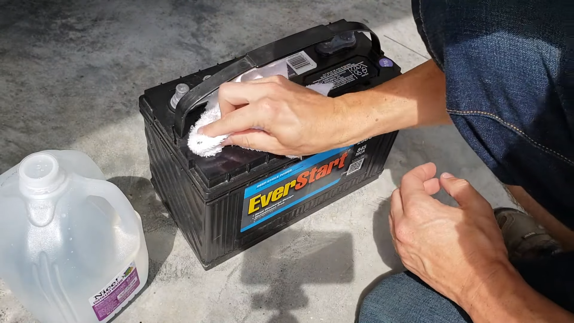 cleaning marine batteries