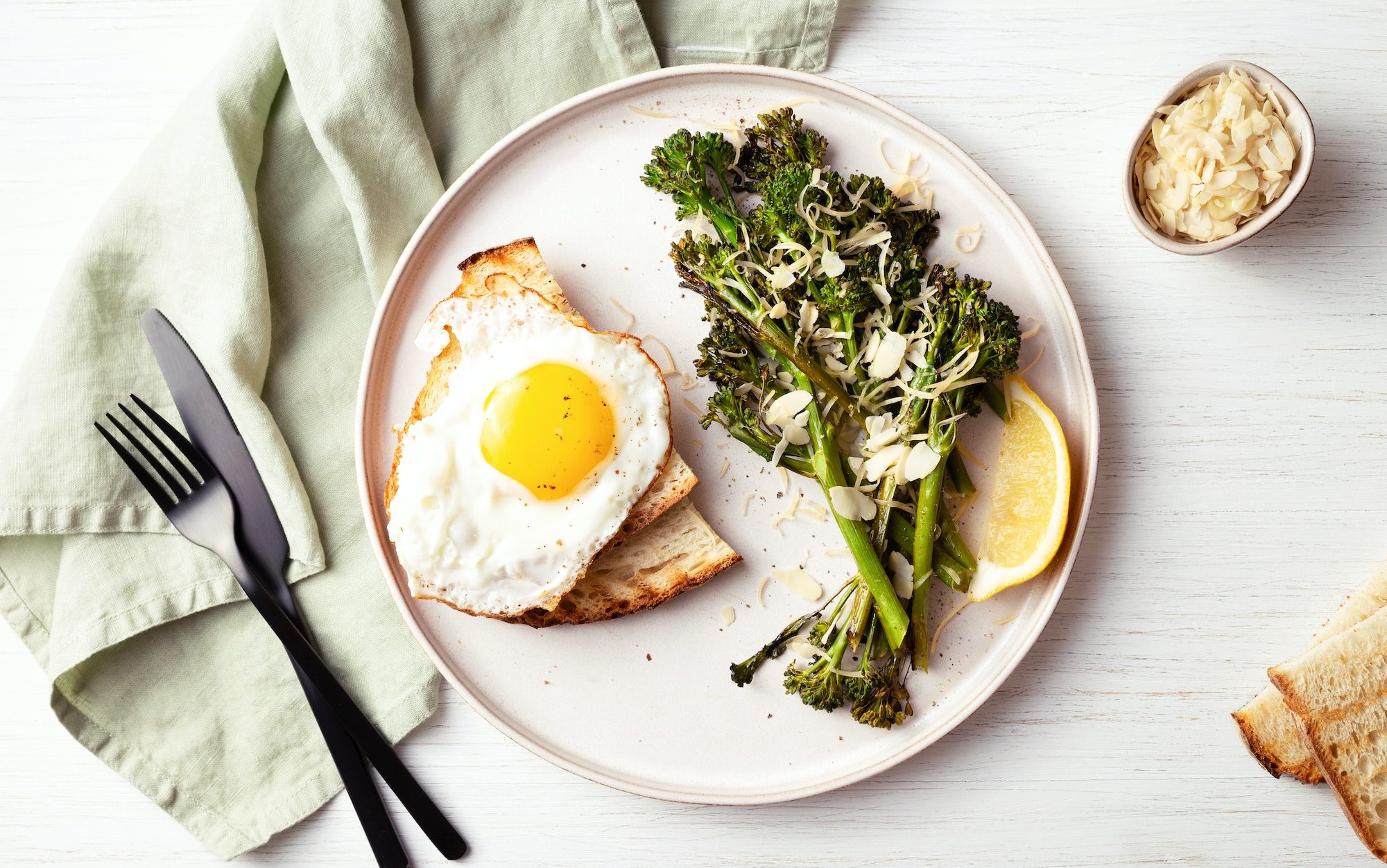 Healthy Breakfast with Broccolini, Fried Egg and Tost.