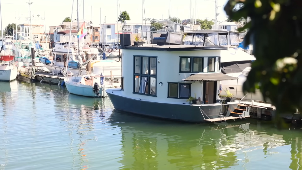 Classic Houseboat