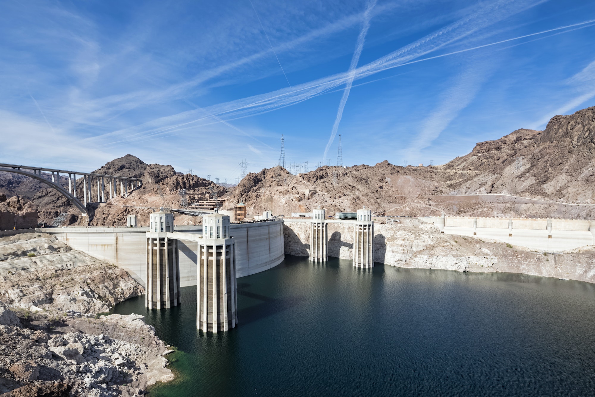 USA, Nevada, Arizona, Lake Mead, Colorado River, Hoover Dam, penstock towers
