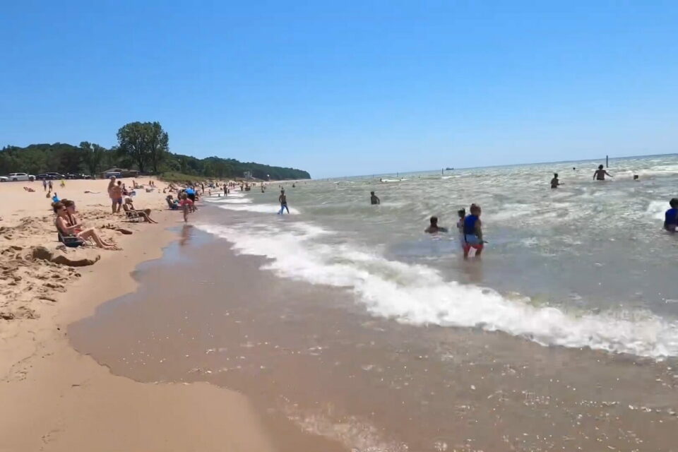 18 Best Free Lake Michigan Beaches for Families and Kids - Lake Access